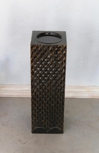 Bougeoir en bois à six colonnes, idéal pour la décoration intérieure, centre de table et éclairage festif, fabriqué à la main en Inde - Product Image 6