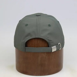 Casquettes de baseball découpées au laser imperméables personnalisées casquette de sport en corde de golf unisexe style hip hop casquette Snapback en caoutchouc logo casual - Product Image 4