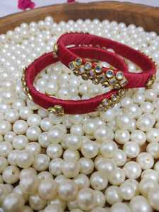 Hilo de seda surtido hecho a mano brazaletes Kundan dama de honor Baby Shower Varalakshami Vratham Muhurtham Chooda ceremonia Lohri favores - Product Image 2