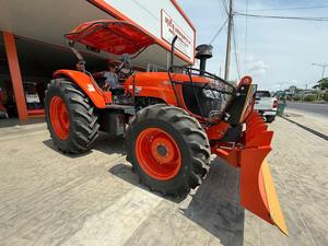 Precio de fábrica 4WD Kubota Tractor M9540 60hp 75hp 80hp 120hp Tractor agrícola Venta al por mayor Venta caliente Mejor calidad Alta eficiencia - Product Image 3