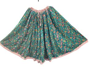 ผ้าฝ้ายพิมพ์ลายดอกไม้สวยงาม ลายดอกไม้ไม่ซ้ำใคร น้ำหนักเบา เหมาะสำหรับใส่ลำลองในฤดูร้อน นุ่ม ซักได้ - Product Image 4