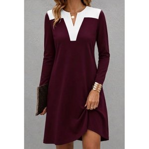 Robe courte en viscose bicolore à double fil, col en V et manches longues pour femme, 38071 - Bordeaux - Product Image 1