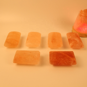 Vente en gros de boules de massage de roche salée en cristal rose de l'Himalaya de différentes formes pour le corps masseur de pieds du Pakistan - Product Image 3