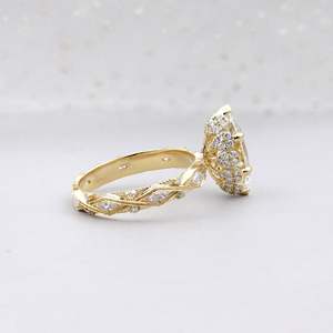 Anillo de Compromiso Vintage con Certificado IGI, Corte Marquesa, 6 Puntas, con Diamantes y Piedras Laterales, Joyería Geométrica Romántica de Platino - Product Image 3