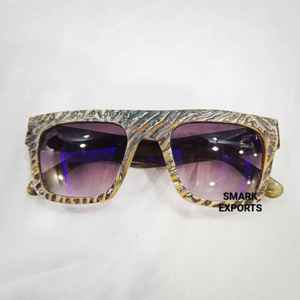 Lunettes de soleil élégantes faites à la main en corne naturelle, verres miroir, légères, protection UV, mode unisexe, randonnée, cadeau de plein air - Product Image 6