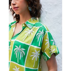 Saucy Casual Shirt <b>Dress</b> with <b>Tropical</b> Print and Stand Collar - Product Image 5