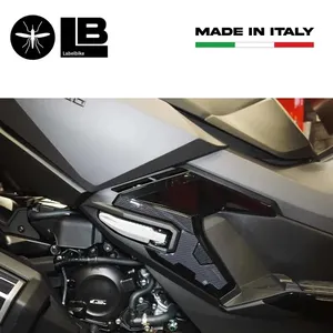 Protezioni 3D per Poggiapiedi Compatibili con Honda ADV350 2022-2025, Adesivi Eleganti per Moto - Product Image 4