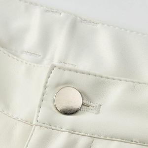 Vêtements de rue de qualité supérieure pour hommes Shorts en cuir pour hommes Shorts en cuir respirants et imperméables pour hommes - Product Image 5