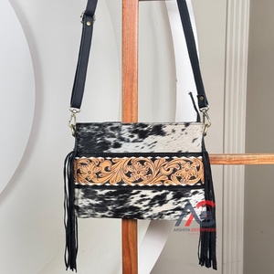 Offre Spéciale haute qualité populaire usiné à la main en cuir frange sacs à bandoulière pour femmes grande capacité en cuir véritable bandoulière sacs à main - Product Image 1