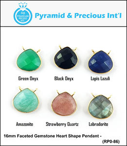 Turquoise Gemstone Coeur Pendentif Lunette Ensemble Argent Sterling Plaqué Rhodium Plaqué Or Fabriqué À La Main Beaux Bijoux - Product Image 2