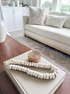 Elegant White <b>Foliage</b> <b>Garland</b> for Outdoor and Indoor Decorations Versatile Design Suitable for Weddings Parties or Home Accents - Product Image 3