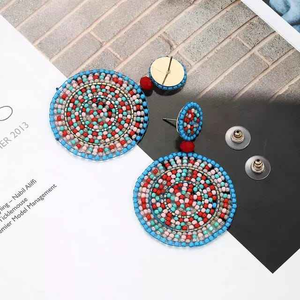 Pendientes Hechos a Mano con Forma de Corazón, Pendientes de Cuentas de Cristal Bordadas, Elegantes Pendientes de Cuentas de Semillas, Joyería Artesanal Única y Moderna - Product Image 5