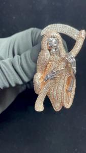 Colgante Personalizado de Santa Muerte con Diamantes de Moissanita VVS, Estilo Hip Hop, Chapado en Oro, Plata 925, Joyería Brillante - Product Image 4