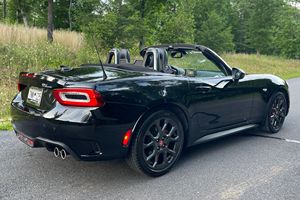 Voiture d'occasion fiable, Fiat 124 Spider Abarth 2017 - Product Image 5