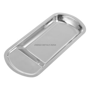 Plateau de service rectangulaire argenté élégant avec finition polie et sections divisées pour un service et une organisation élégants - Product Image 1