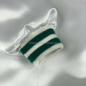 Vestes de baseball à manches longues personnalisées avec logo, vestes de baseball courtes, vestes varsity en gros, vestes bomber pour femmes, broderie, patchwork - Product Image 4