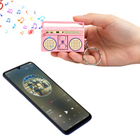 Mini radio rétro en gros avec enregistreur vocal 15s, pendentif pour sac, breloque, cadeau