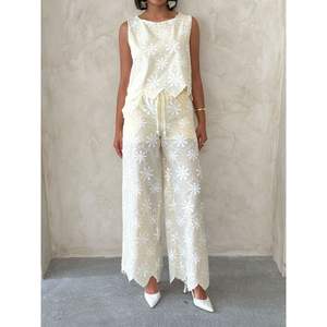 Combinaisons et salopettes brodées pour femmes, vente en gros de pantalons - Product Image 5