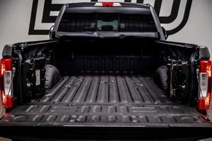 Neatly Used 2019 <strong>Ford</strong> F-250 Lariat - Product Image 5
