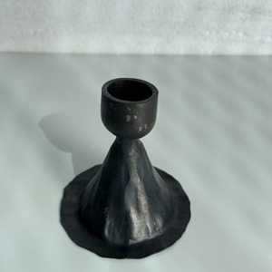 Porte-bougie et support de bougie pilier de dernière génération pour la décoration de la maison, articles personnalisés faits à la main, support de bougie en fer forgé à la main - Product Image 2