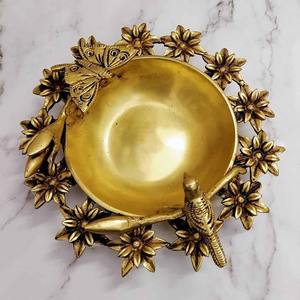 Adorable support à chocolat fabriqué à la main avec support à chocolat poli or pour servir du chocolat et servir du dessert - Product Image 4