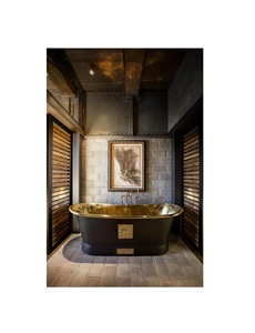 Bañera de latón vintage decorativa creada para baños de alta gama que refleja el estilo tradicional indio y el arte del metal - Product Image 6