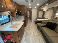 Autocaravana de Lujo para Viajes Familiares Todoterreno, en Venta en EE. UU. y Europa