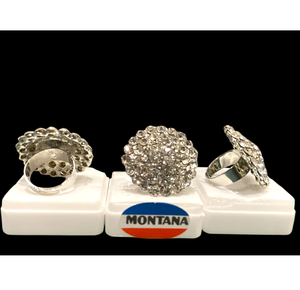 Bague élégante en incrustation de diamants américains avec placage d'or et d'argent sur un alliage de laiton durable, parfaite pour les femmes et les filles - Product Image 1