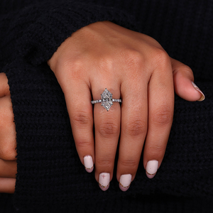 Anillo de compromiso con diamante de corte marquesa holandés oculto tipo halo, de 1 a 4 quilates, con diamante cultivado en laboratorio, anillo de boda con 6 garras, anillo personalizado - Product Image 2