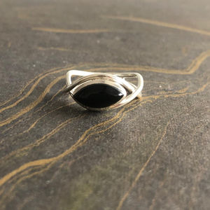 Bague en Onyx Noir en Argent Sterling 925, Bague Simple avec Pierre Noire en Forme de Marquise, Bande en Argent en Forme d'Œil, Bijou Cadeau - Product Image 1