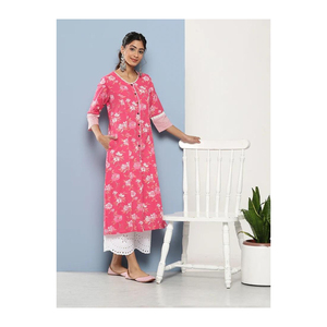 Robes brodées de mariage pour femmes en mousseline de soie costumes 3 pièces produits de créateurs pakistanais à vendre - Product Image 3