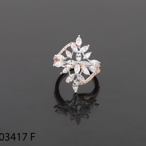 แหวนหมั้นเพชรโรสโกลด์ลายดอกไม้หรูหราสำหรับผู้หญิงได้รับการรับรองว่าเป็นท่าทางอันยิ่งใหญ่ที่อินเทรนด์ - Product Image 2