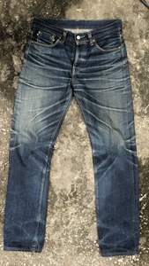 Jeans de créateur respirants solides pour hommes personnalisés pour l'hiver tube droit délavé bord brut style de rue fabriqué au Bangladesh - Product Image 5