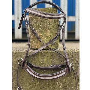 Brida de cuero de cristal sin punta cruzada con liquidación de cristal FABRICANTE de brida de caballo de cuero genuino de alta calidad - Product Image 1