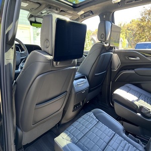 ¡Oferta Imperdible! Cadillac Escalade V 2023 Súper Limpio, Motor V8 Supercargado de 682hp, Tracción en las Cuatro Ruedas, Visión Nocturna, Automático de 10 Velocidades, Sedán de Lujo - Product Image 4