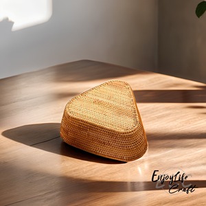 Juego de 3 cestas de almacenamiento triangulares de ratán tejido a mano, cestas de almacenamiento de ratán natural, modernas y multifuncionales, hechas en Vietnam. - Product Image 6