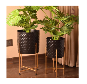 Macetas de metal de diseño creativo para interiores y exteriores con soporte para decoración de jardín de hogar y hotel Macetas y macetas - Product Image 5