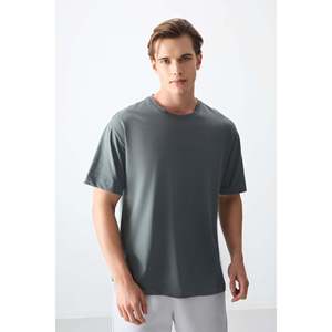 T-shirt basique pour homme Air Jones en coton 100% kaki, épais, doux, texturé, coupe ample - Modèle 88353 pour un usage décontracté - Product Image 1