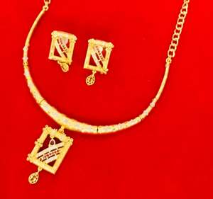 24K chapado en oro Dubai Vintage moda joyería conjunto pendientes brazaletes peines broches en Material de cobre para EE. UU. - Product Image 1