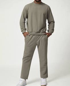 Ensemble de vêtements de sport personnalisés pour hommes confortable pour les entraînements et décontracté motif solide respirant pour la saison d'automne - Product Image 3