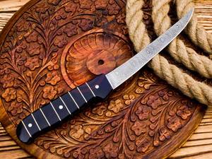 Couteau à désosser fait à la main en acier damassé avec poignée confortable Couteau de chef - Product Image 3