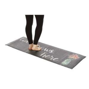 Tappetino da Cucina in PVC Extra Large 20x55, Antifatica Imbottito con Design 'Love Grows Here' per Uso Domestico - Product Image 2