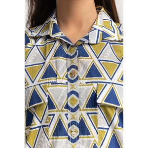 Conjunto de Camisa y Pantalón Dobby con Estampado Digital y Decoración de Botones, Modelo IPS-24-02 - Product Image 5