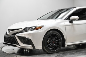 Camry XSE 2021, Auto Eléctrico Pequeño para Adultos, Volante a la Derecha, Mini Auto en Venta en Europa - Product Image 6