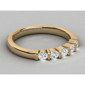 Bague solitaire en or 9 carats avec diamant brillant - Product Image 5