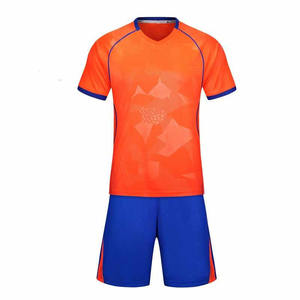 Nueva llegada diseño personalizado al por mayor transpirable comodidad fútbol Jersey jóvenes hombres fútbol uniformes conjuntos - Product Image 3