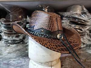 Chapeau en cuir texturé façon alligator, chapeau de cowboy en cuir véritable, chapeau de cowboy western, chapeau de cowboy en cuir exotique - Product Image 5