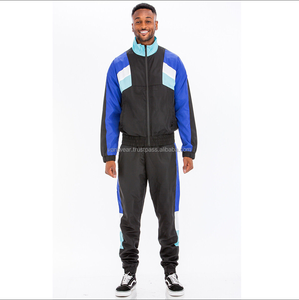 Veste de survêtement en polyester légère et écologique pour hommes de taille plus ensemble de pantalons coupe-vent d'hiver survêtement imprimé - Product Image 1