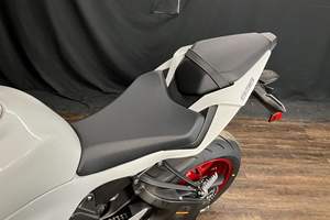 Venta Auténtica de Motocicletas Nuevas Kawasaki Ninja ZX-6R Supersport 2025 - Product Image 4