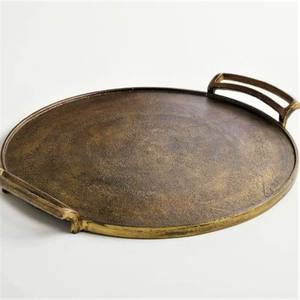 Plateau de service en métal en verre miroir doré fait à la main avec poignées pour la décoration de la maison et de l'hôtel plateau de miroir rond en métal de styliste - Product Image 6